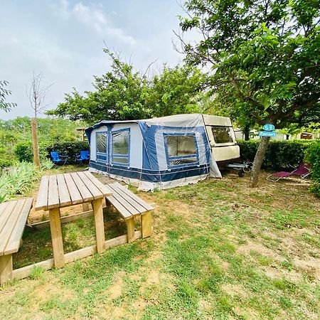 Camping Paradis Family Les Rives De L'Herault Жиньяк Экстерьер фото